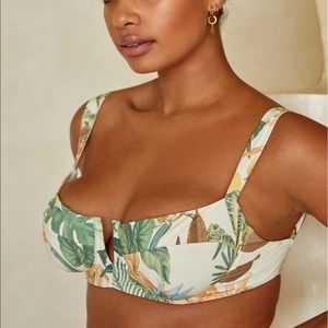 Monday Swimwear “Clovelly” size V